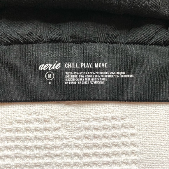 $10 or 2/$15 Aerie Sports Bra Size Medium - Picture 3 of 3